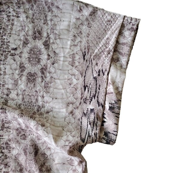 1. 4. 3 Story by Line Up Brown Reptile Print Blouse Capped Sleeves 3X - Picture 6 of 13